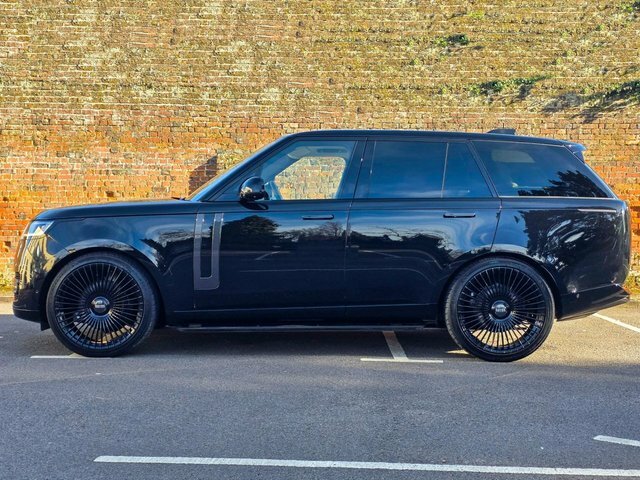 Land Rover Range Rover 3.0 D350 Mhev First Edition Suv 4W Black #2