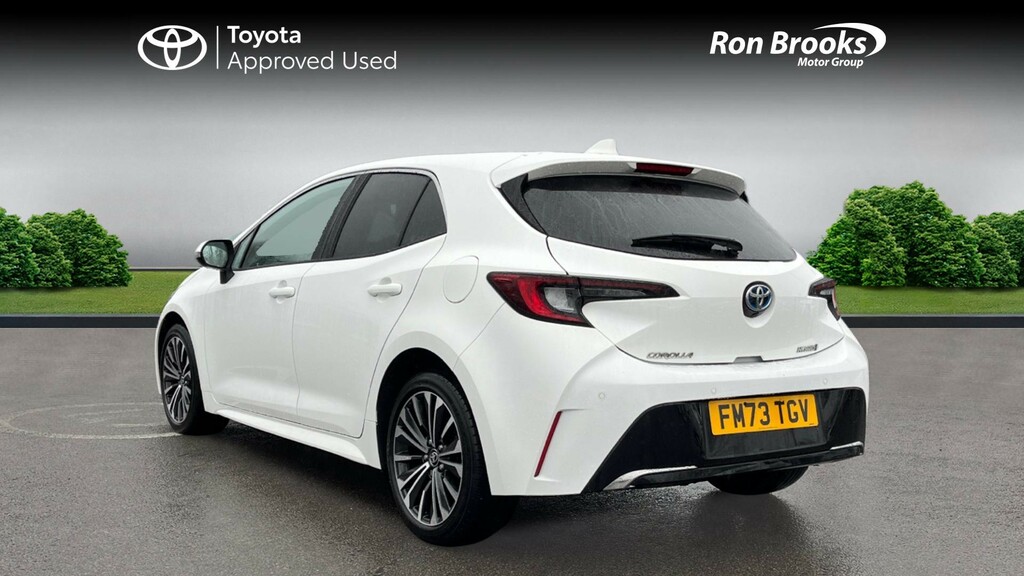 Toyota Corolla 1.8 Vvt-h Design Cvt Euro FM73TGV White #4