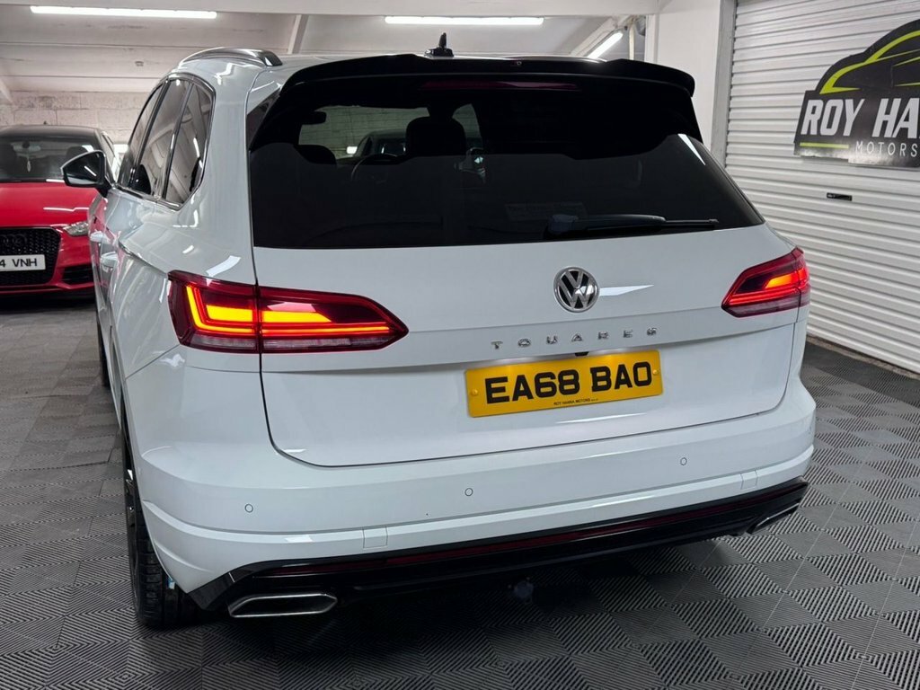 Volkswagen Touareg 3.0 Tdi V6 R-line Tech Suv Tiptronic 4M White #5