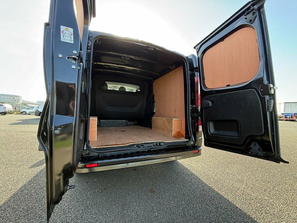Renault Trafic 2L Extra Sport MJ25ODR Black #4