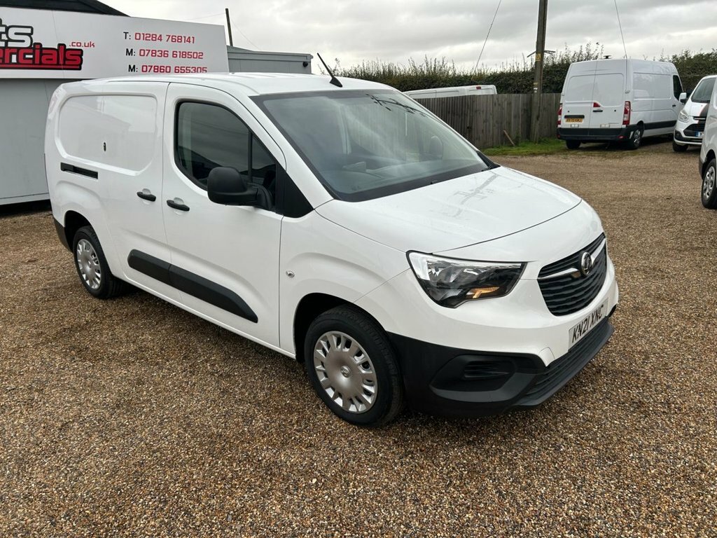 Vauxhall Combo 1.5L Dynamic KN21XNC White #4