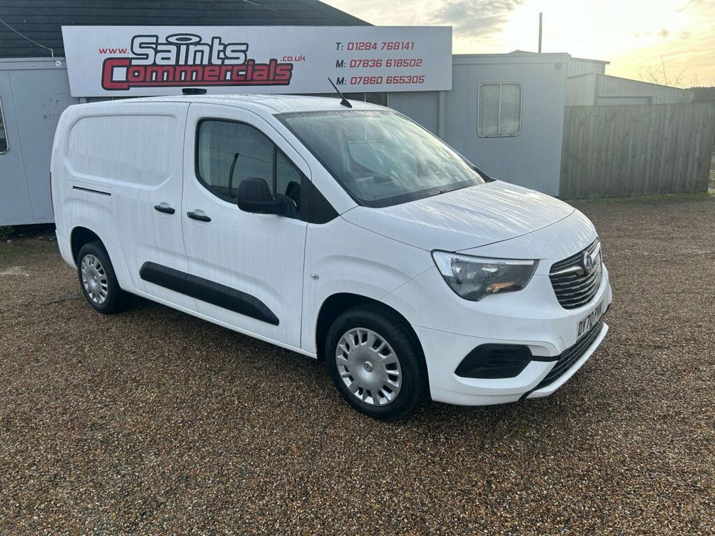 Vauxhall Combo 1.5L Sportive DY70PVK White #4