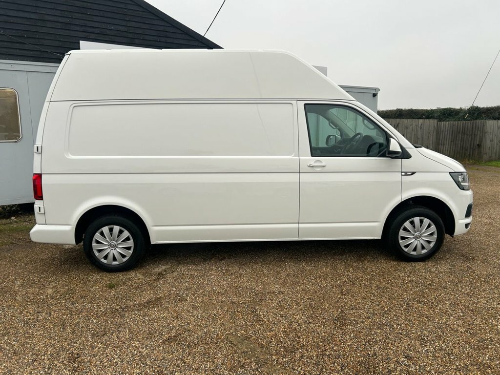 Volkswagen Transporter 2L Trendline DL69DBO White #4