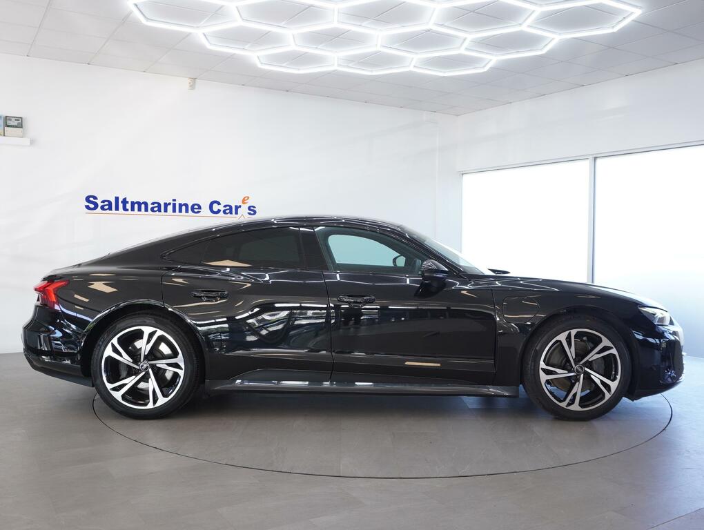 Audi E Tron GT 93.4Kwh Saloon Quattro 476 Ps DF72PWJ Black #4