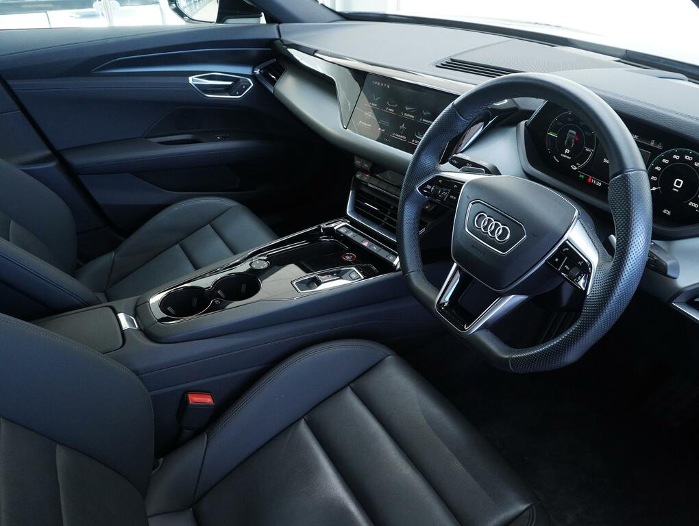Audi E Tron GT 93.4Kwh Saloon Quattro 476 Ps DF72PWJ Black #3