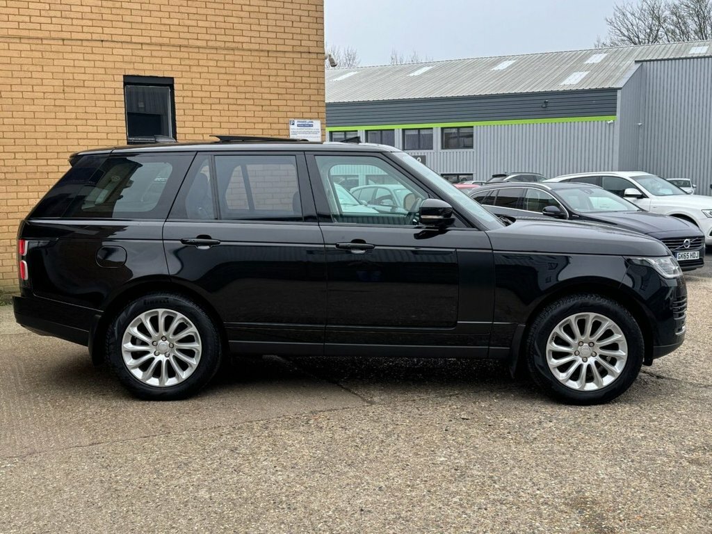Land Rover Range Rover 3L Vogue JGZ1121 Black #4