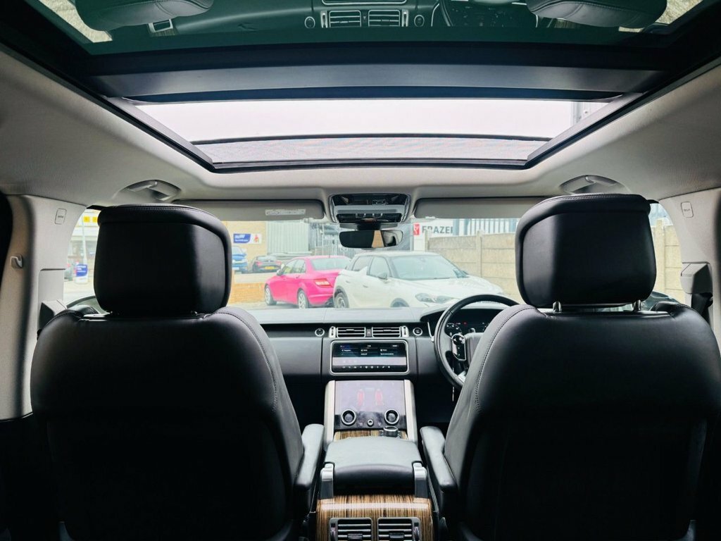 Land Rover Range Rover 3L Vogue JGZ1121 Black #2