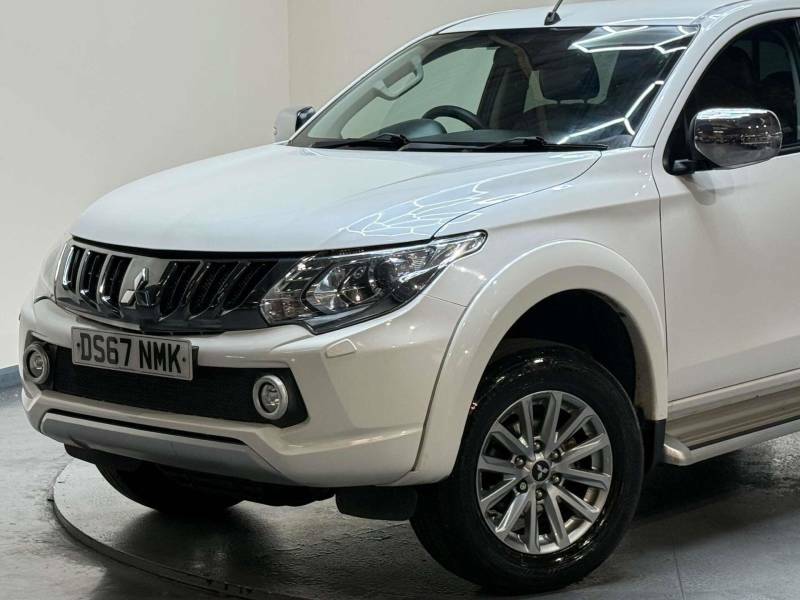 Mitsubishi L200 2.4 L200 Barbarian Di-d 4Wd - 2017 67 DS67NMK White #6