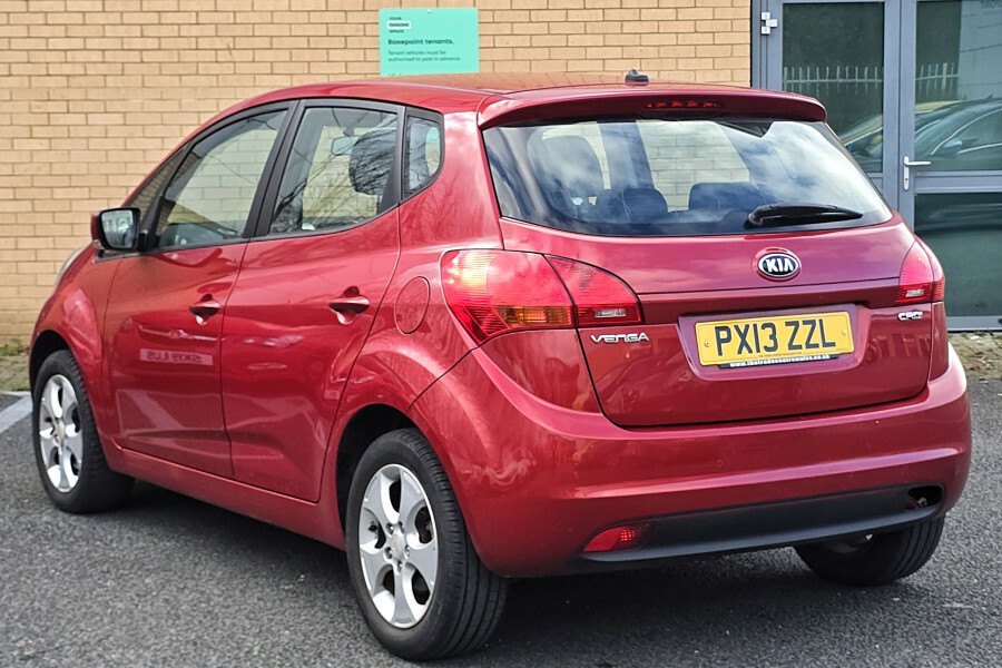 Kia Venga Mpv PX13ZZL Red #4