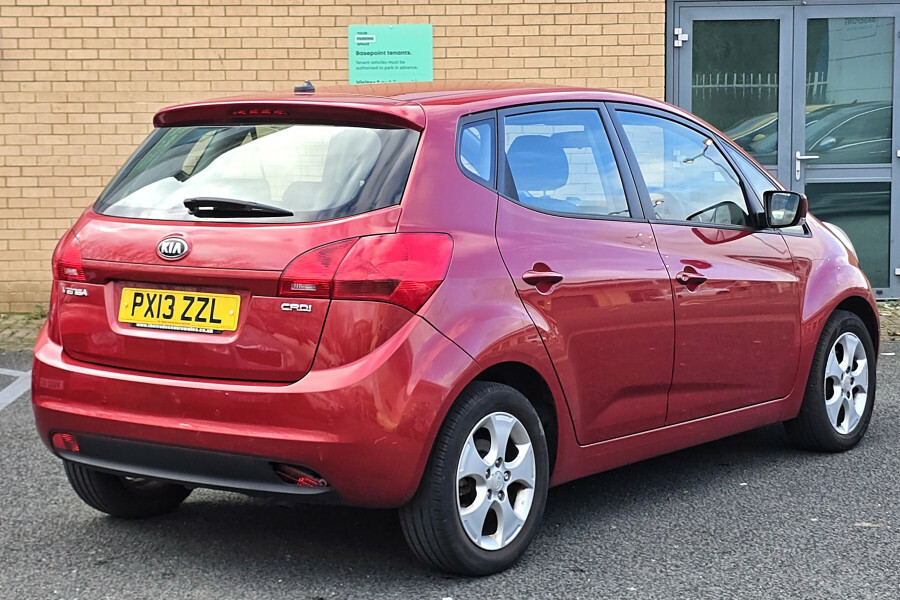 Kia Venga Mpv PX13ZZL Red #3