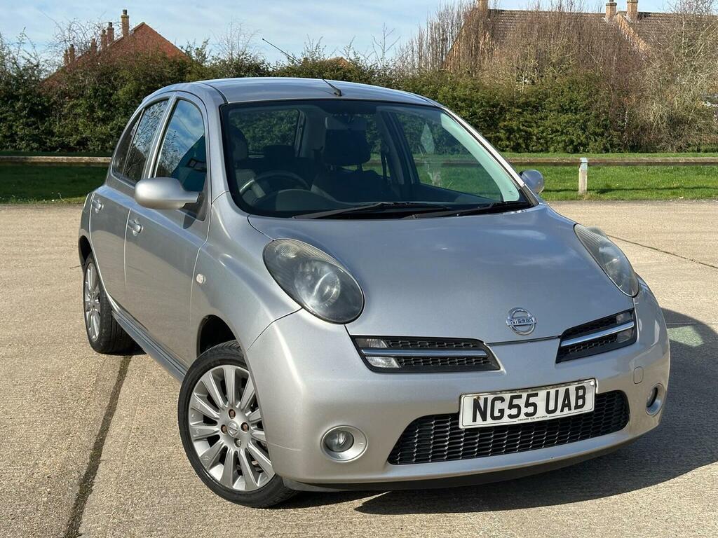 Nissan Micra Hatchback 1.2 Sport 200555 Silver