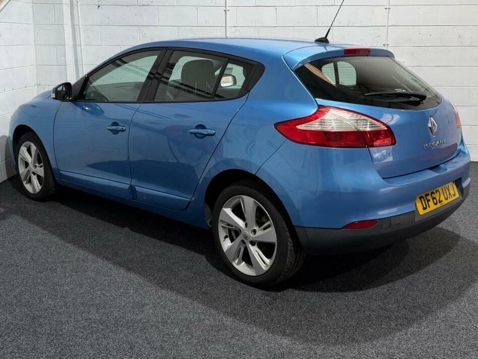 Renault Megane 1.6 16V Dynamique Tomtom Euro 5 Blue #4