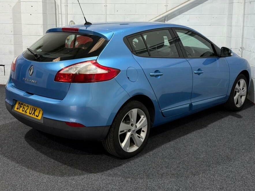 Renault Megane 1.6 16V Dynamique Tomtom Euro 5 Blue #6