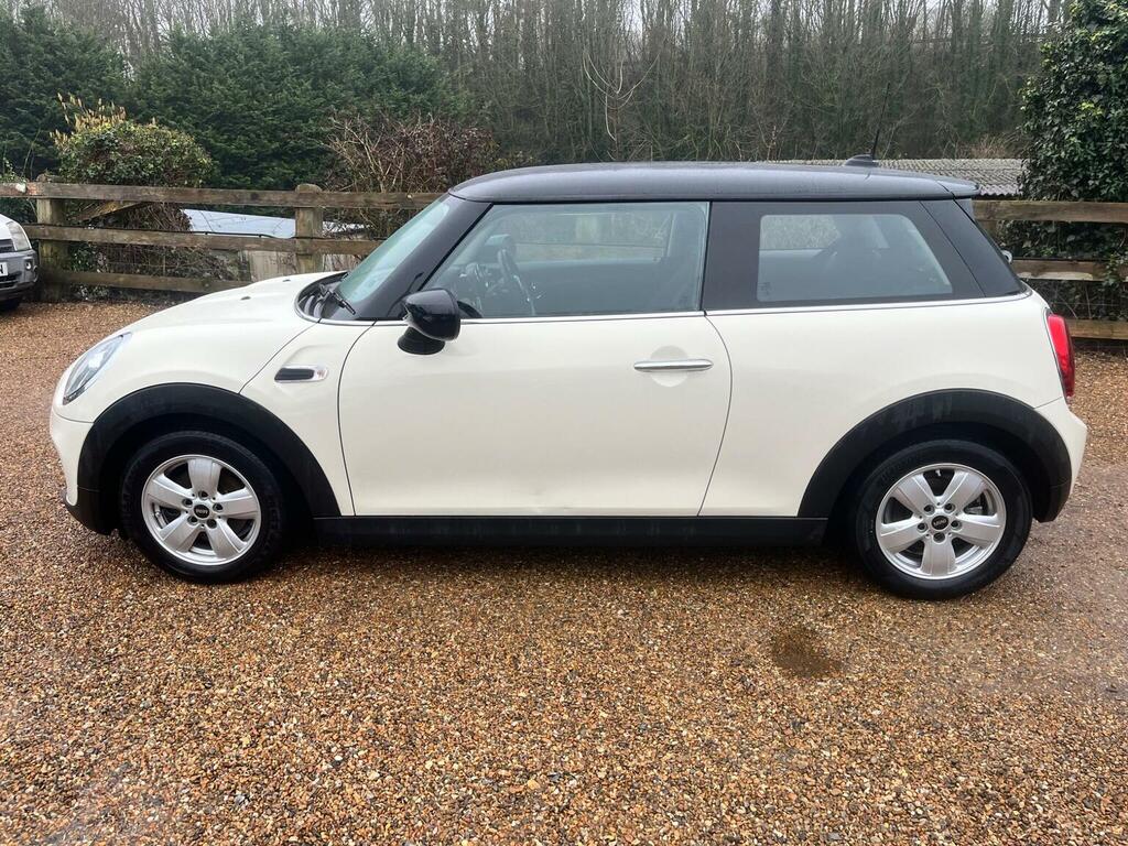Mini Hatch Hatchback 1.5 Cooper Classic Euro 6 Ss 201 LR69LYK White #6