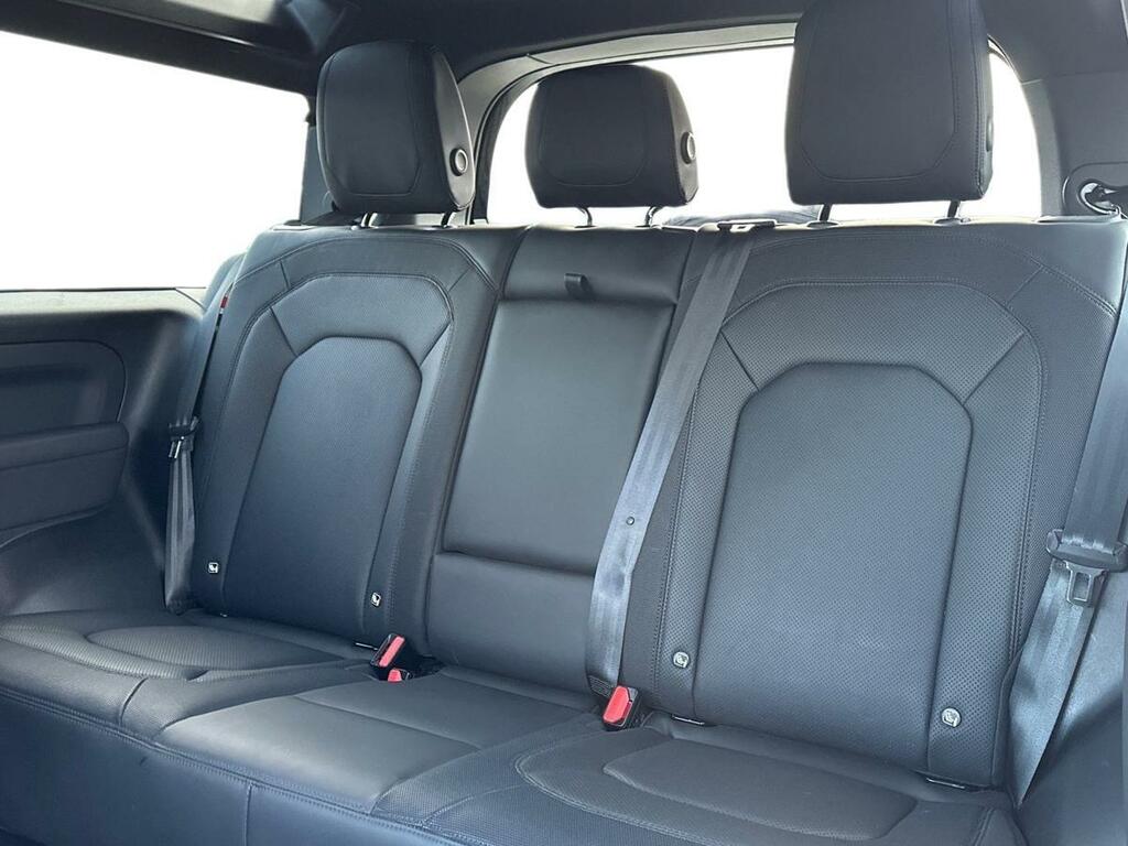 Land Rover Defender 90 3.0 D250 X-dynamic Se KS23LFT Black #4