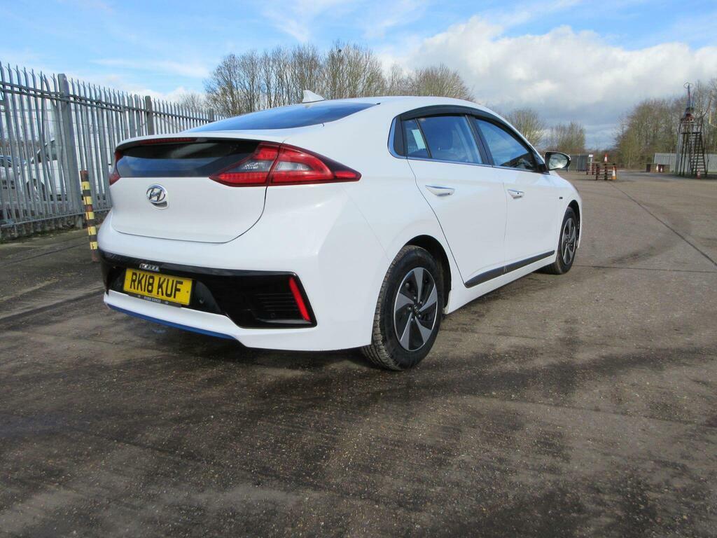 Hyundai Ioniq 1.6 H-gdi Premium Dct Euro 6 S S RK18KUF White #6