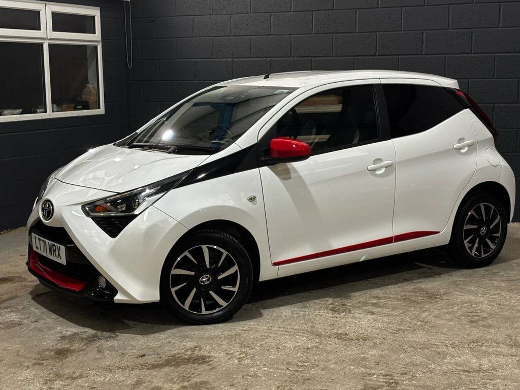 Toyota Aygo 1L X-trend LT71WRX White #6