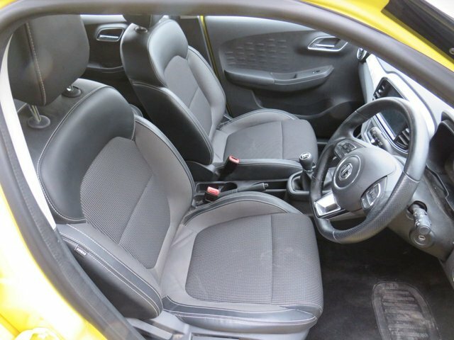 MG MG3 1.5 Vti-tech Exclusive Nav Hatchback Ma EY22OAN Yellow #5