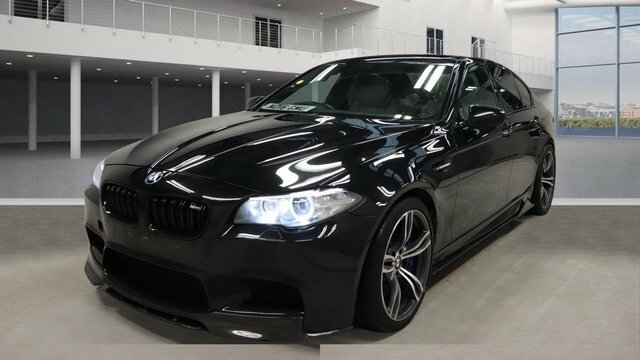BMW M5 V8 Saloon Black #2