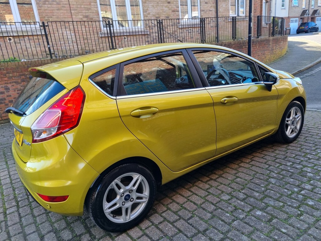 Ford Fiesta Hatchback 1.5 Tdci Zetec 2013 AK13FYZ Yellow #6