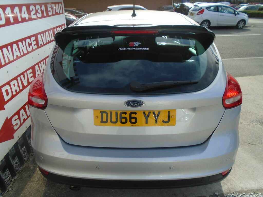Ford Focus 1.5 Tdci Titanium Hatchback Euro DU66YYJ Silver #6