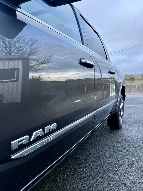 Dodge RAM 5.7 Rebel  #24