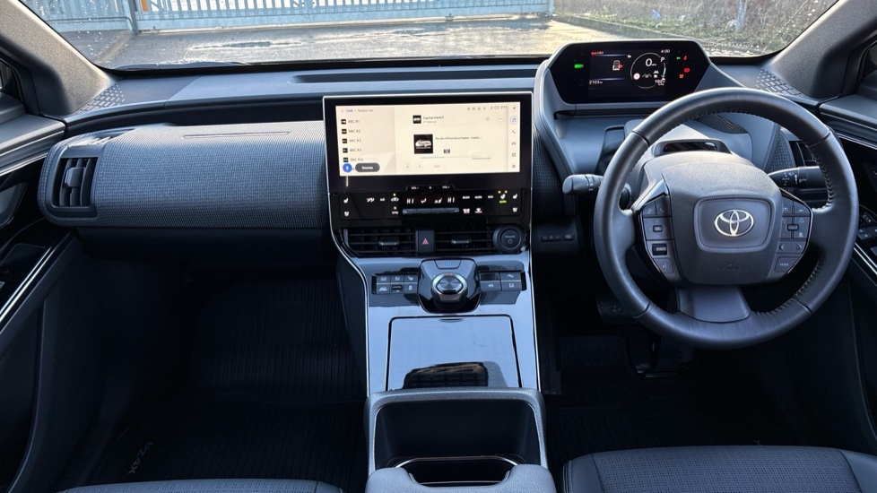 Toyota bZ4X 71.4Kwh Vision Awd 11Kw Obc Black #5