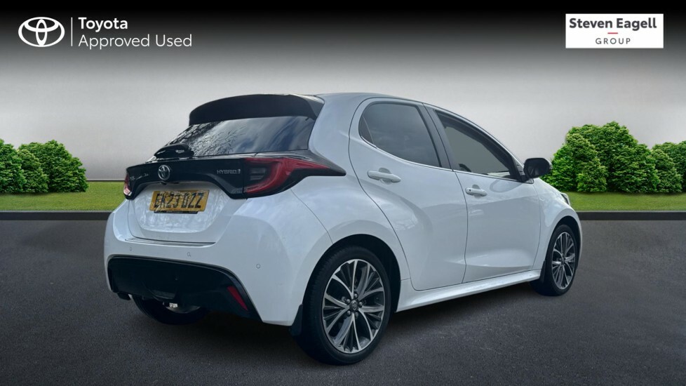 Toyota Yaris 1.5 Vvt-h Excel Hatchback Hybrid E-cvt EK23DZZ White #2