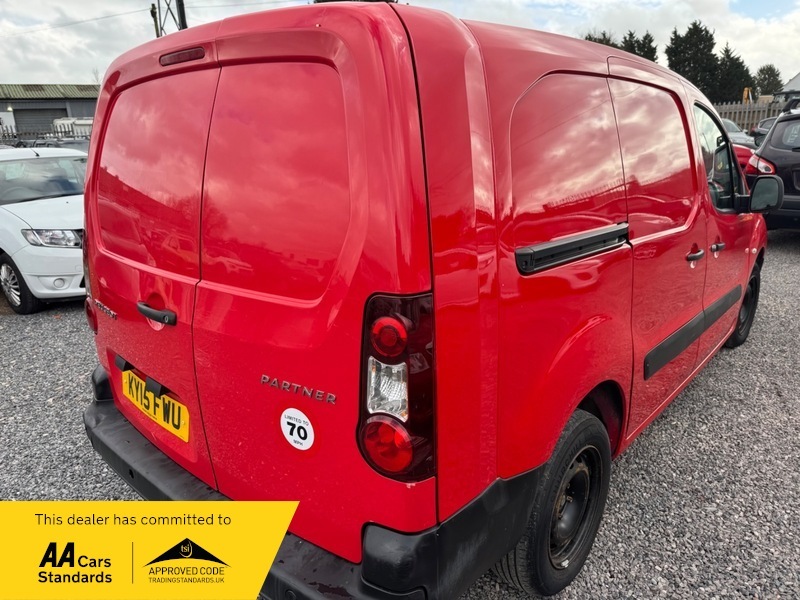 Peugeot Partner Hdi S L2 750 Red #3