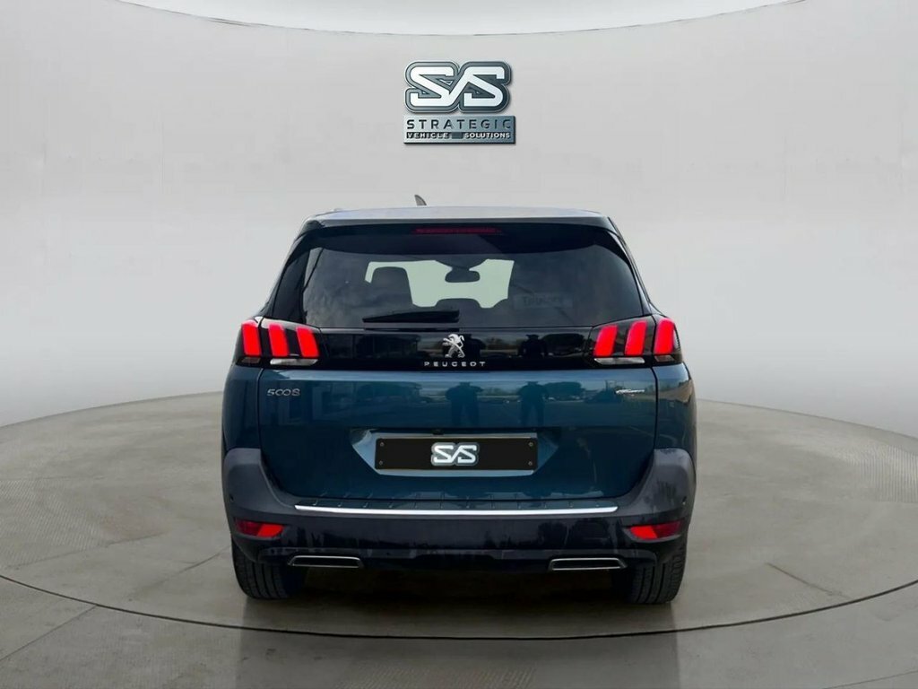 Peugeot 5008 1.5L Gt Line Green #5