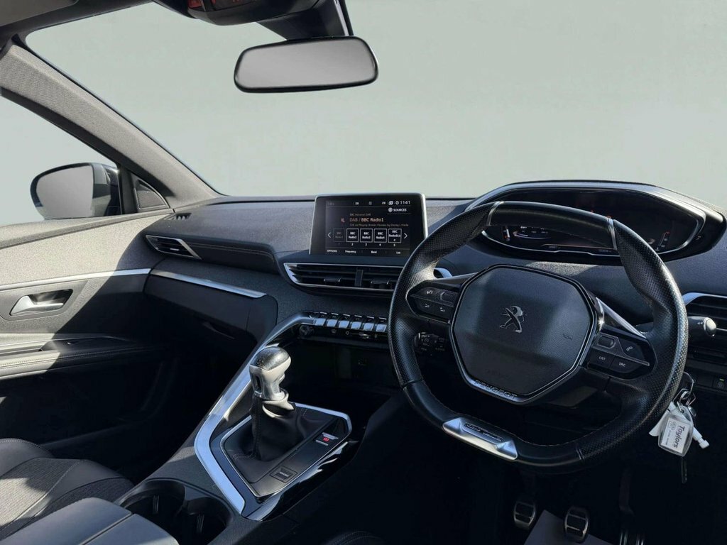 Peugeot 5008 1.5L Gt Line Green #2