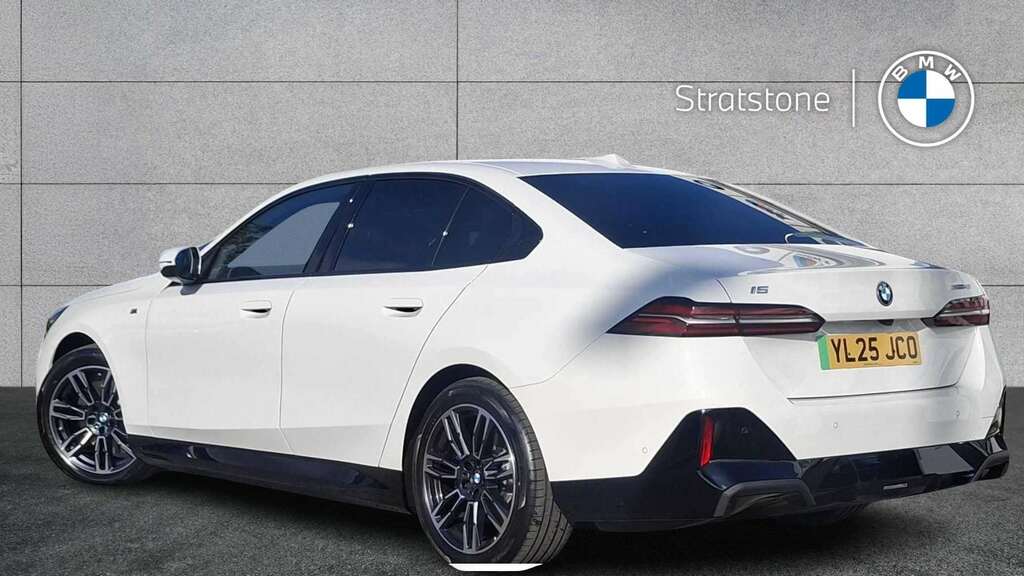 BMW i5 250Kw Edrive40 M Sport 84Kwh 2025 YL25JCO White #2