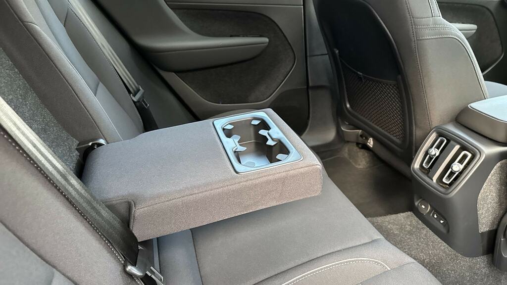 Volvo C40 Recharge Plus, Single Motor, Silver #24