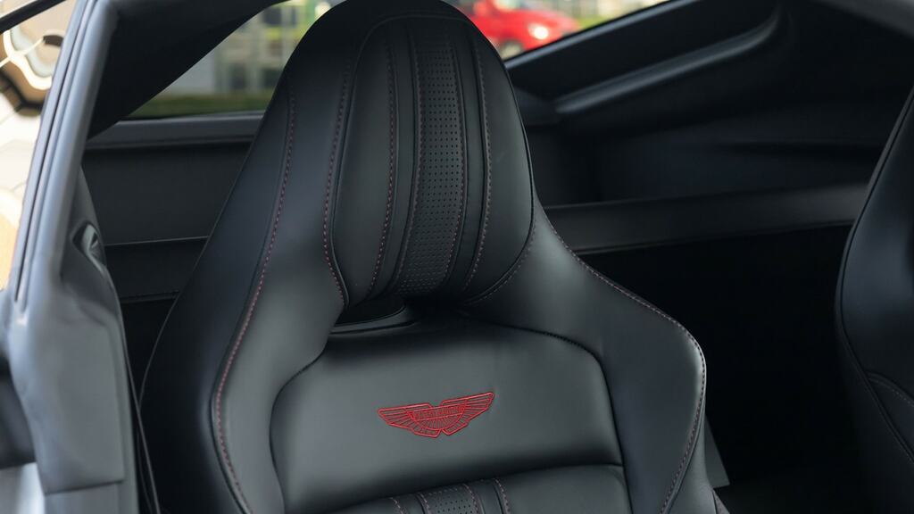 Aston Martin V8 Zf 8 Speed Black #5