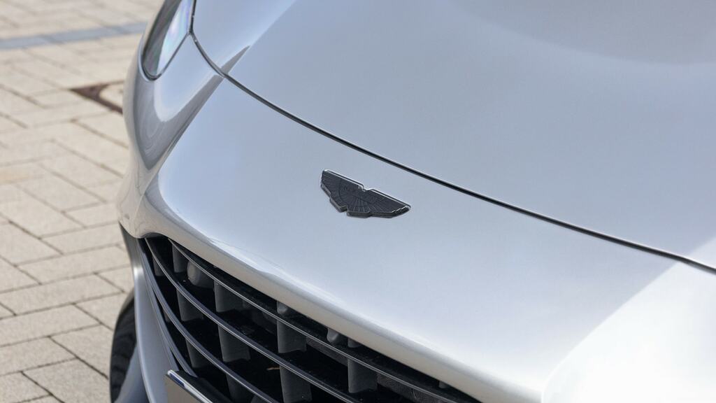 Aston Martin V8 Zf 8 Speed Black #15