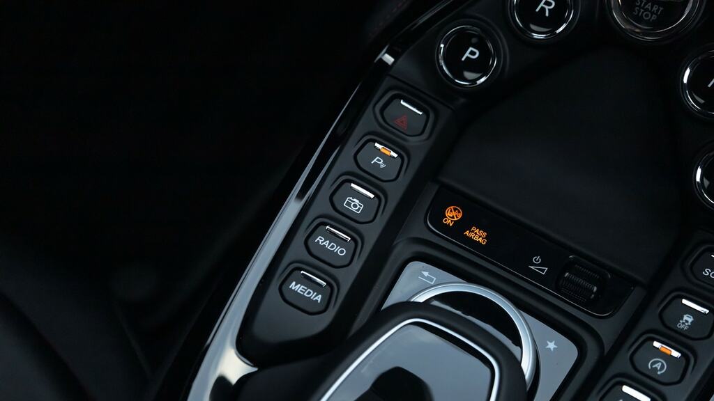 Aston Martin V8 Zf 8 Speed Black #60