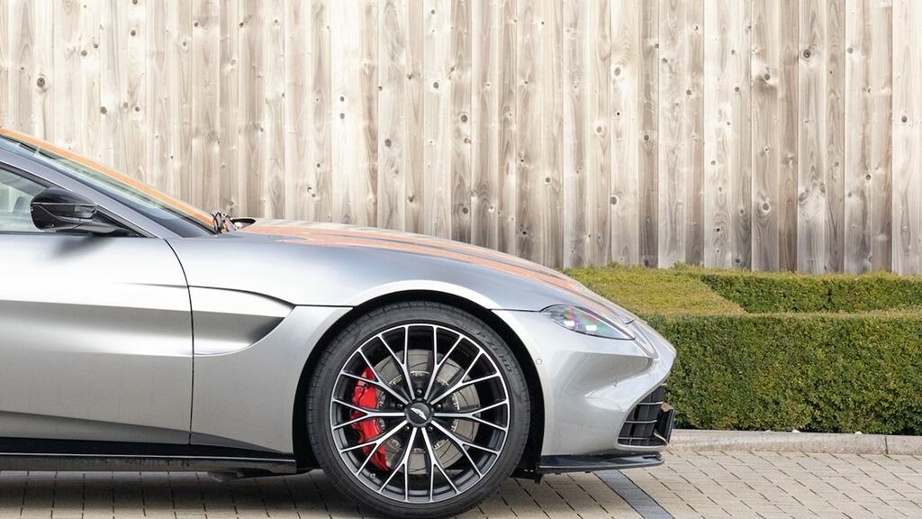 Aston Martin V8 Zf 8 Speed Black #38