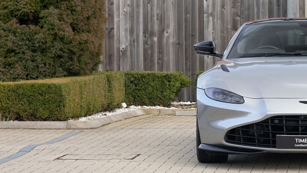 Aston Martin V8 Zf 8 Speed Black #40