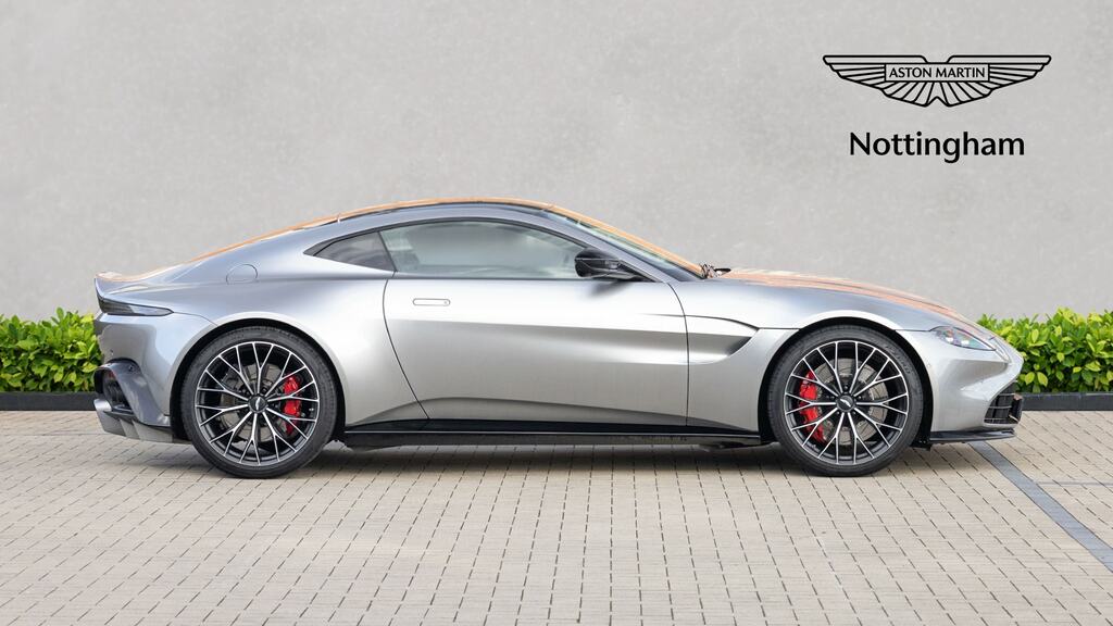 Aston Martin V8 Zf 8 Speed Black #7