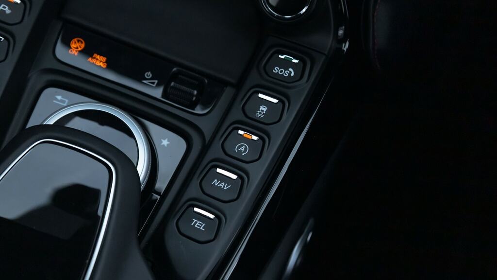 Aston Martin V8 Zf 8 Speed Black #61