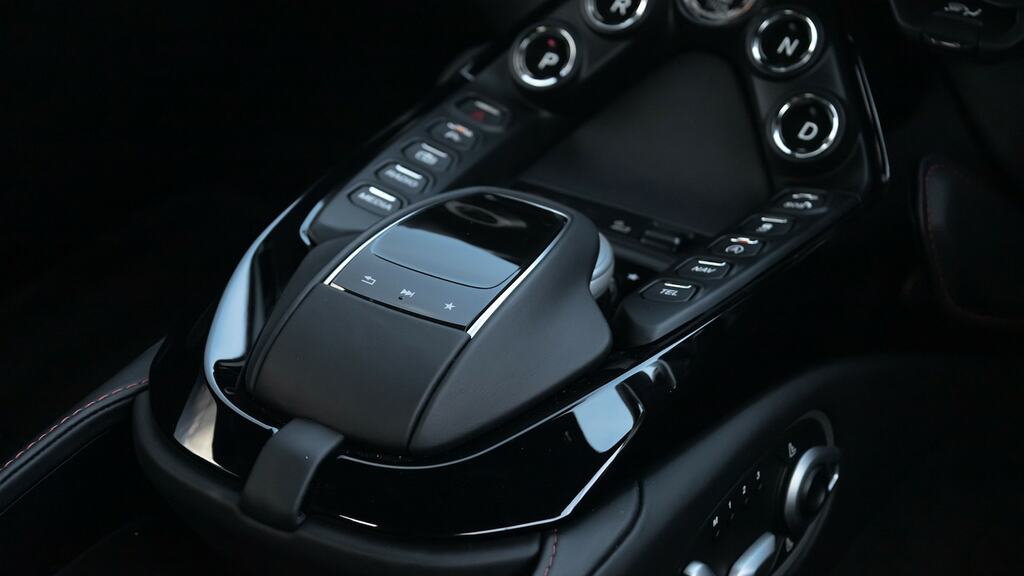 Aston Martin V8 Zf 8 Speed Black #52
