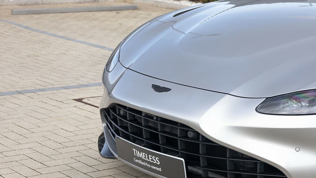 Aston Martin V8 Zf 8 Speed Black #25