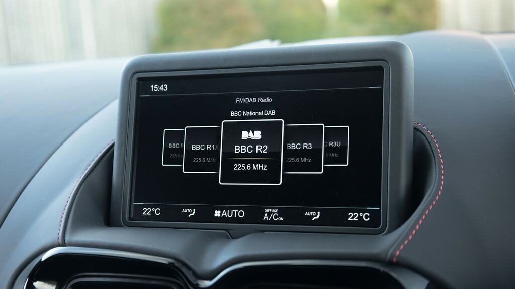 Aston Martin V8 Zf 8 Speed Black #16