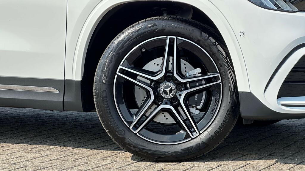 Mercedes-Benz GLA Class Gla 250E Amg Line Executive NV25HKK White #5
