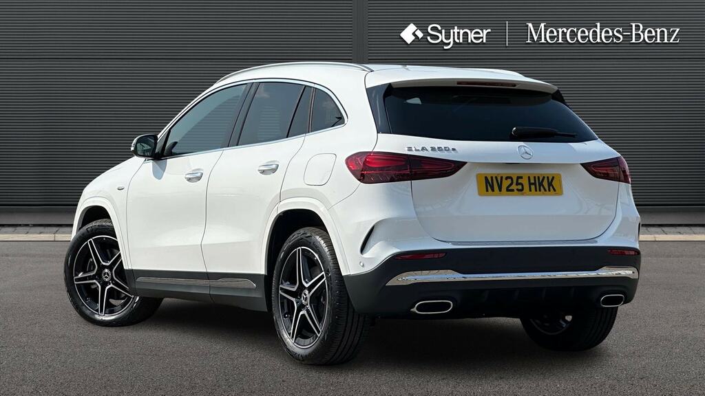 Mercedes-Benz GLA Class Gla 250E Amg Line Executive NV25HKK White #2