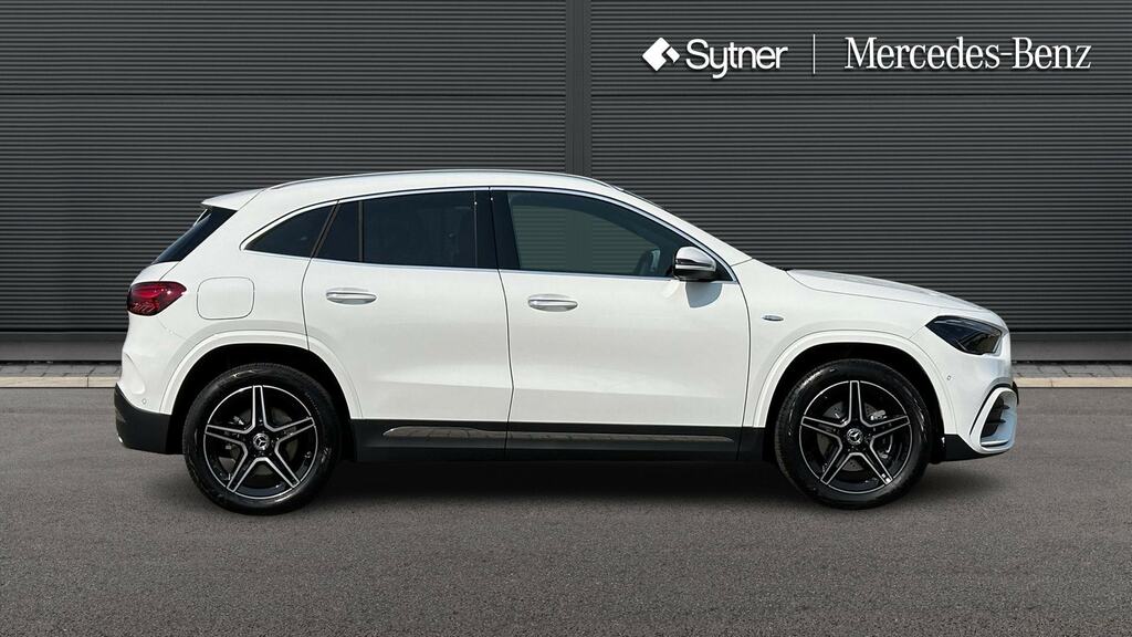 Mercedes-Benz GLA Class Gla 250E Amg Line Executive NV25HKK White #4