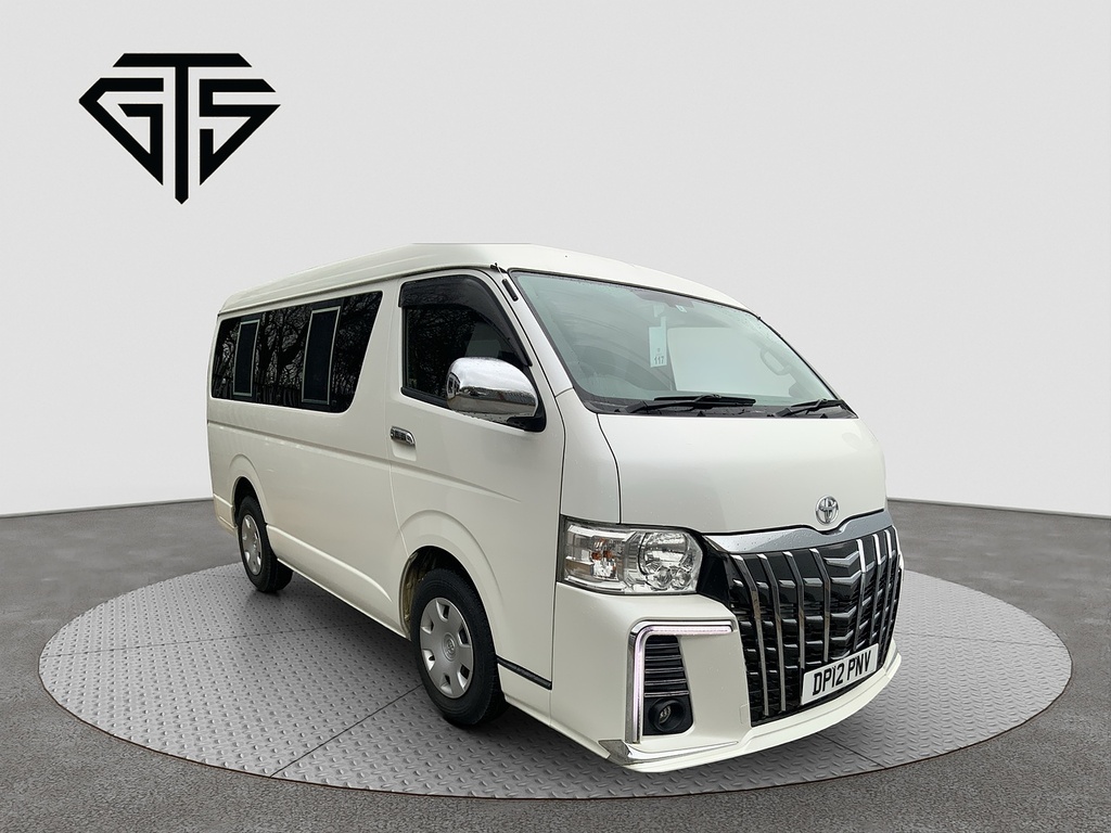 Toyota HiAce Mpv White