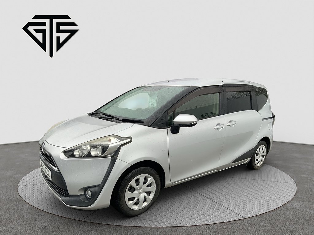 Toyota Sienta X V-package Silver #6