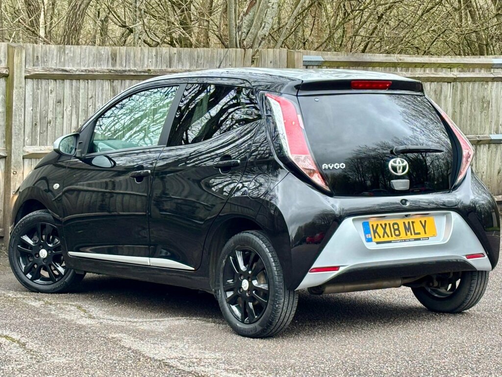 Toyota Aygo 1.0 Vvt-i X-clusiv3 Euro 6 KX18MLY Black #3