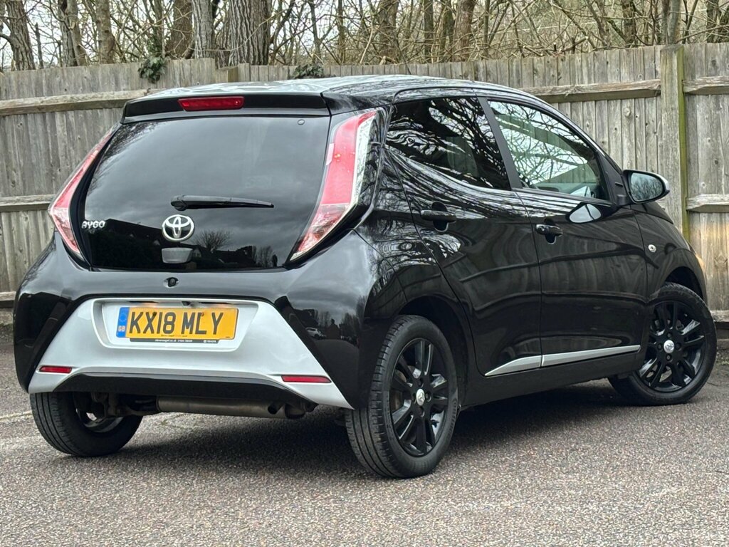 Toyota Aygo 1.0 Vvt-i X-clusiv3 Euro 6 KX18MLY Black #4